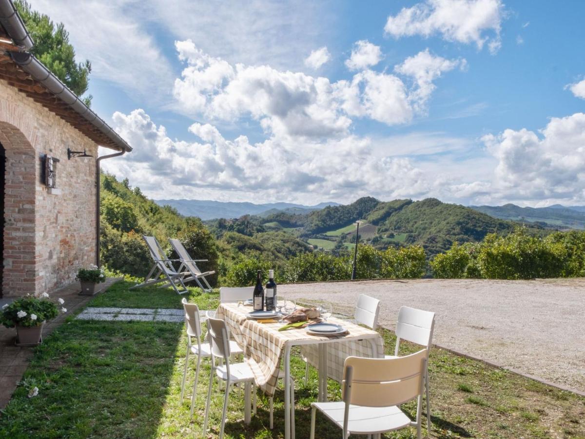 Belvilla By Oyo Borgo Tre SantʼAngelo in Vado Quarto foto